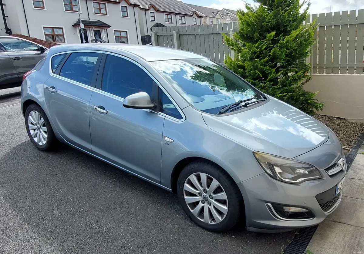Vauxhall Astra 2.0L CDTI - Image 4