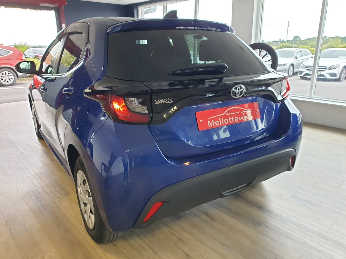 TOYOTA YARIS 1.0 AUTO**ONLY 11000 KMS** - Image 4