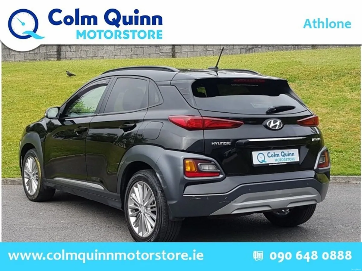Hyundai KONA Executive 1.6 CRDI - Manual - Reverse - Image 3
