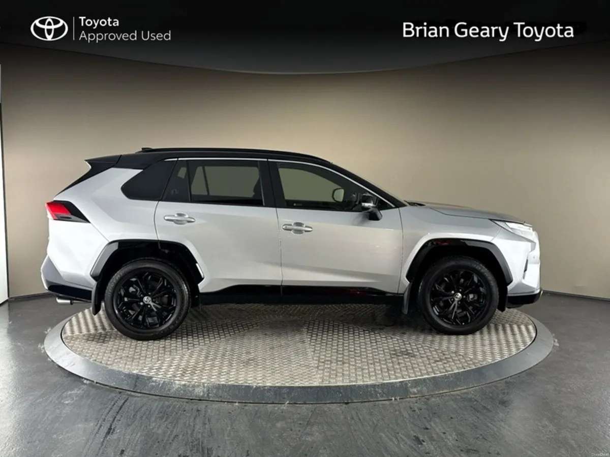 Toyota RAV4 - Image 3