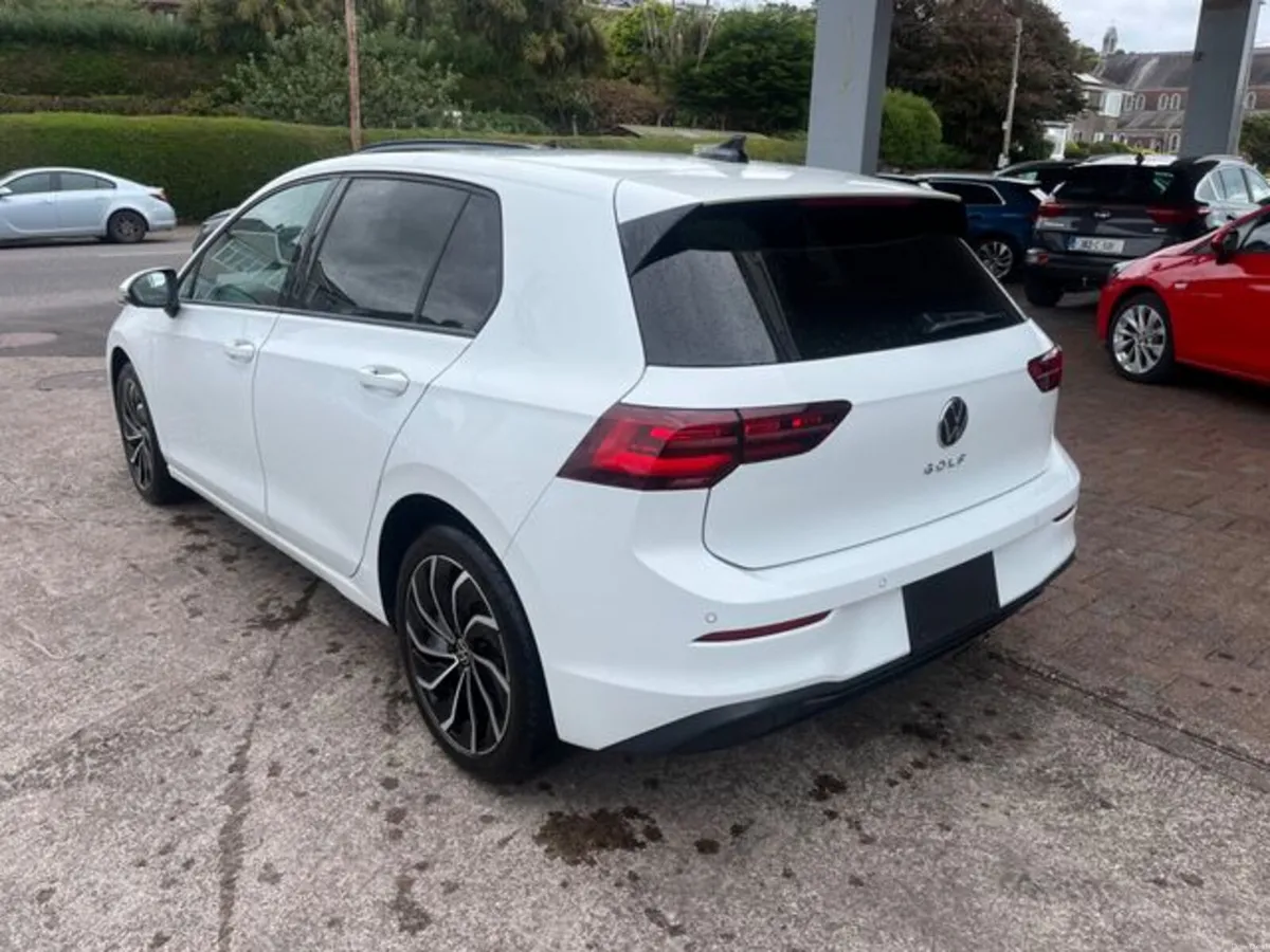 Volkswagen Golf 2.0 tdi automatic - Image 4
