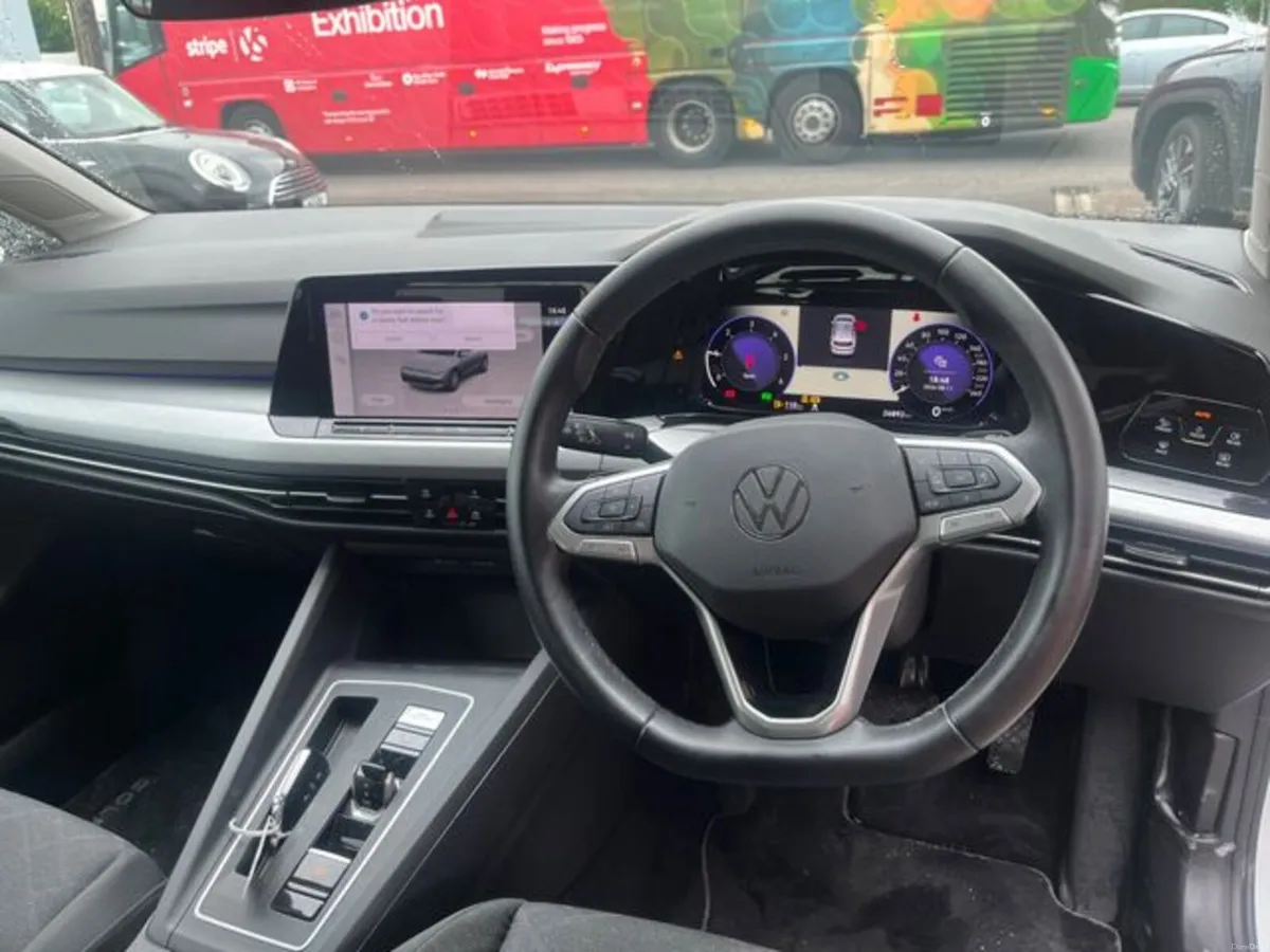 Volkswagen Golf 2.0 tdi automatic - Image 5