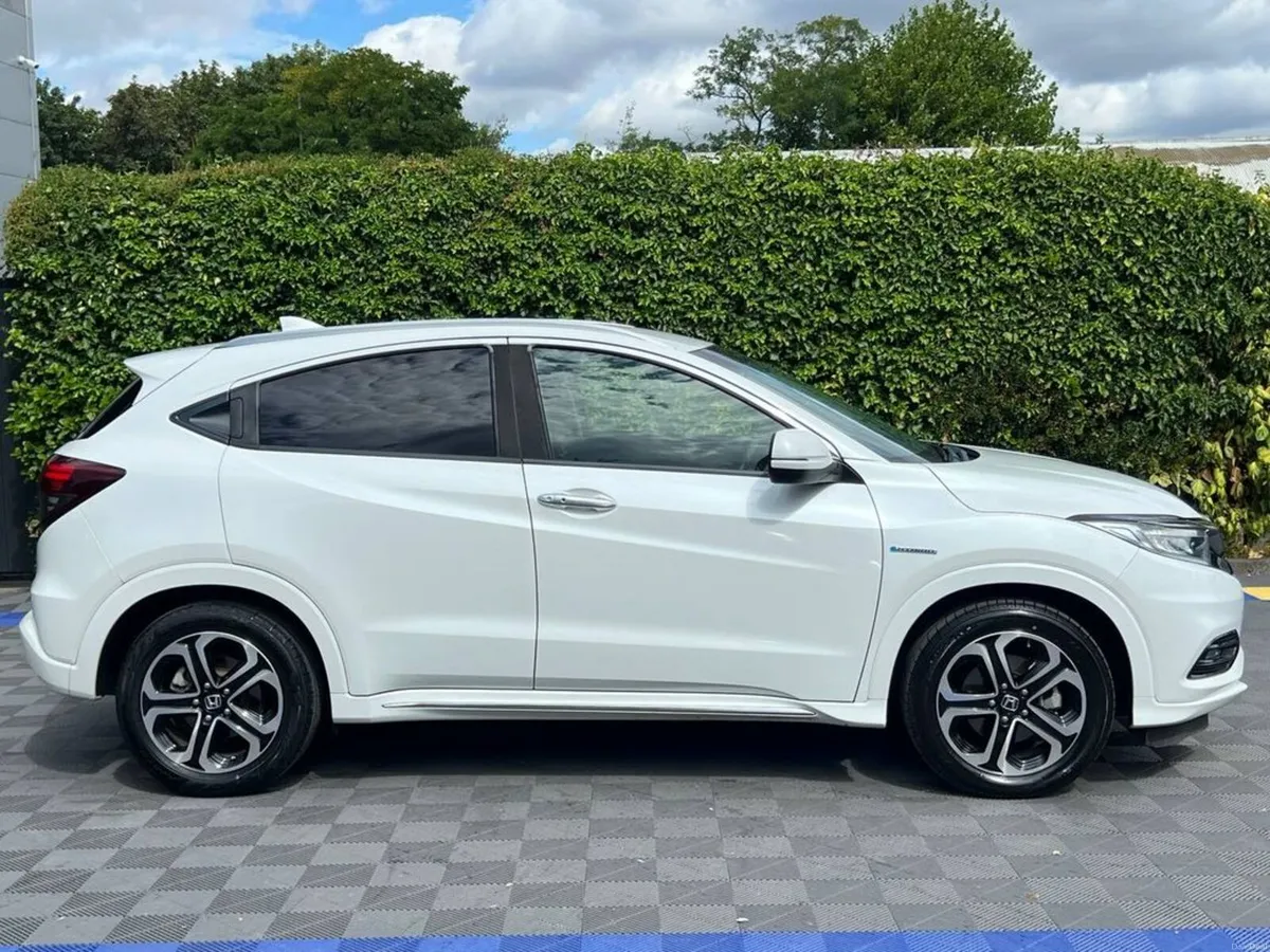 Honda Vezel 1.5 HYBRID AUTO // SERVICE HISTORY // - Image 2
