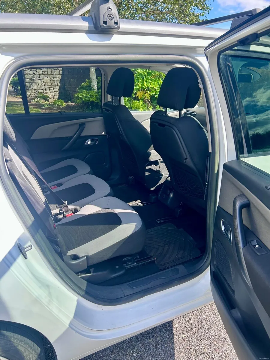 Citroen C4 Grand Picasso 1.6HDI EXCLUSIVE - Image 4