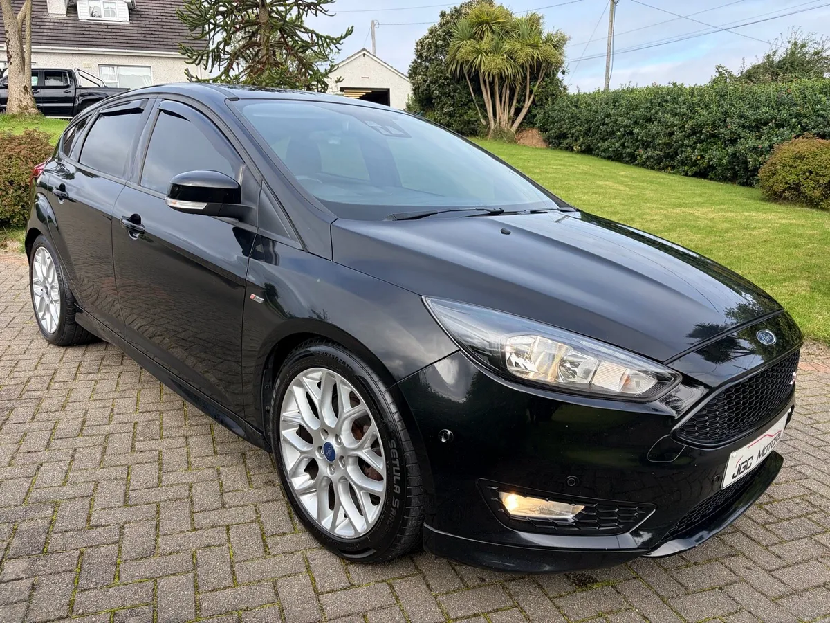172 FORD FOCUS ST-LINE - Image 1