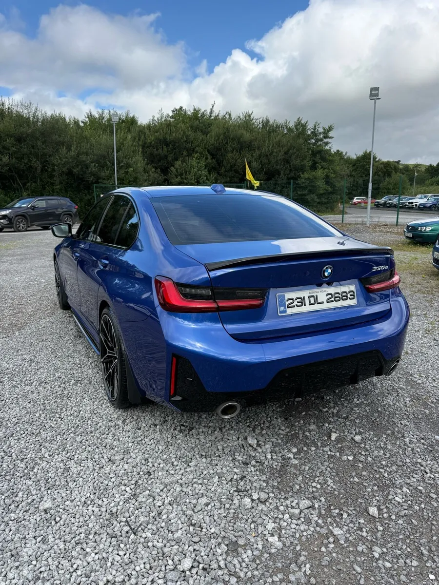 BMW 330e m sport 290bhp auto - Image 5