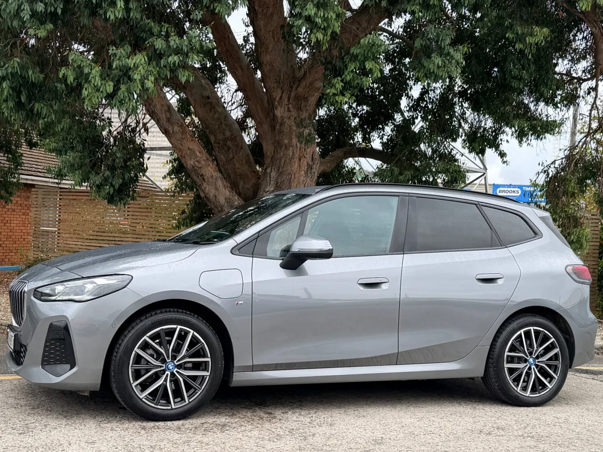 2023 BMW 2-Series..FULL SERVICE HISTORY..2 KEYS - Image 4