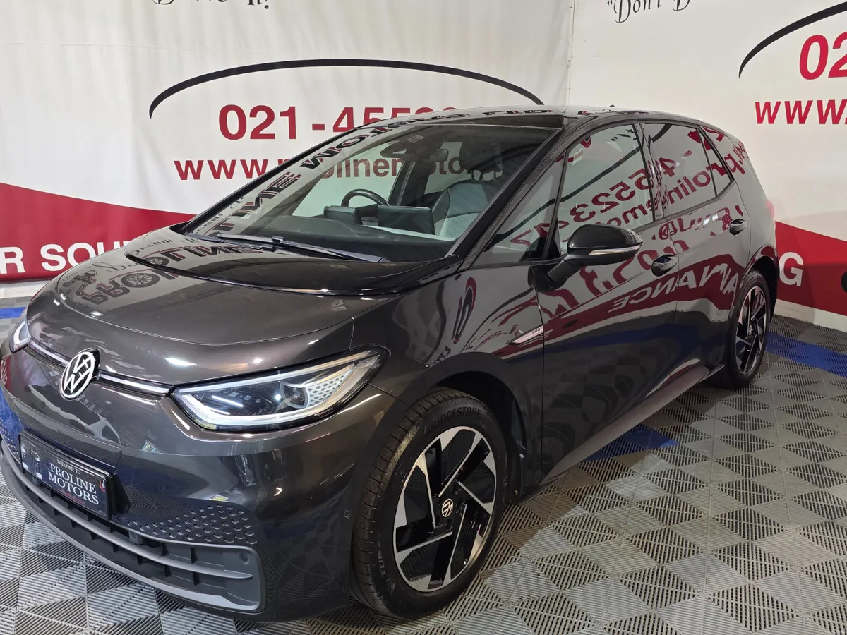 222 FAMILY PRO 58KW 204BHP LIKE NEW - Image 2