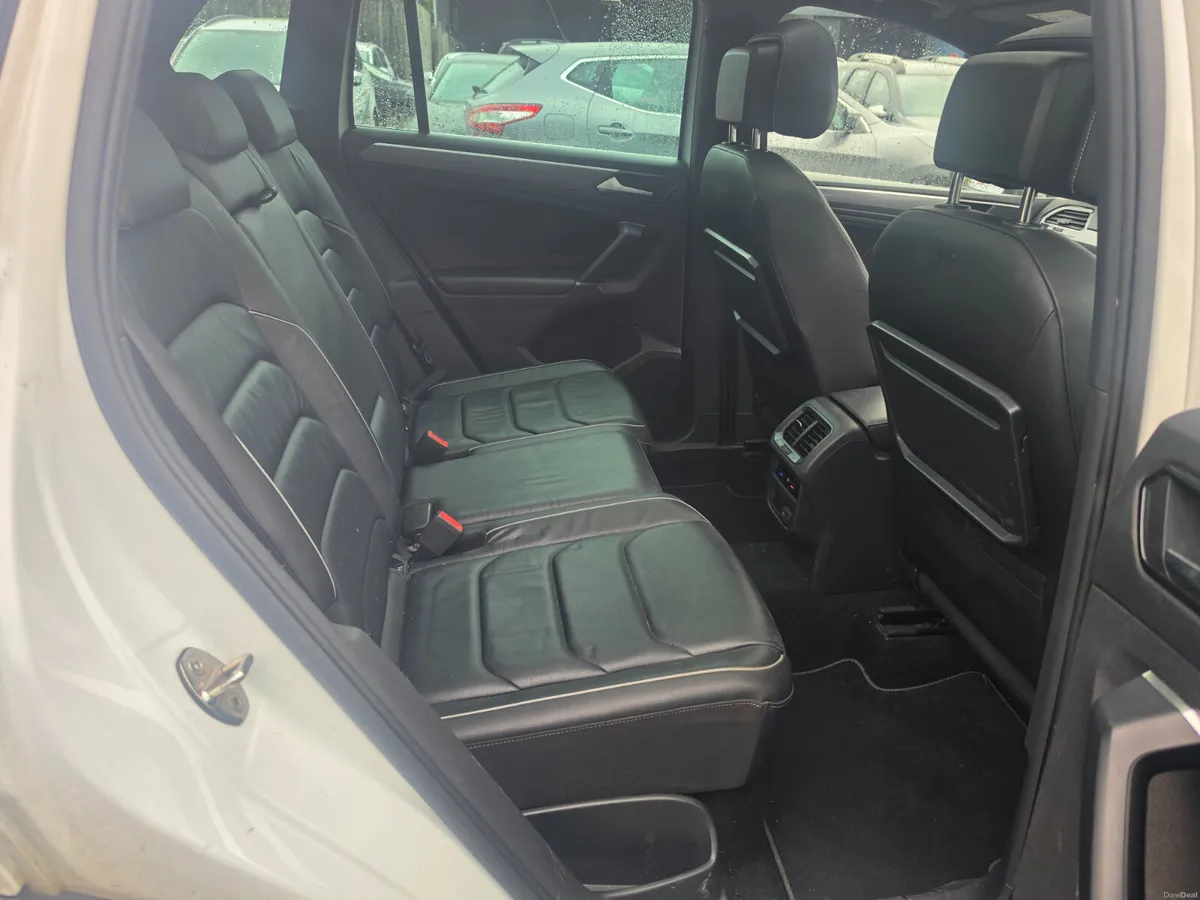 Volkswagen Tiguan 2017 - Image 4