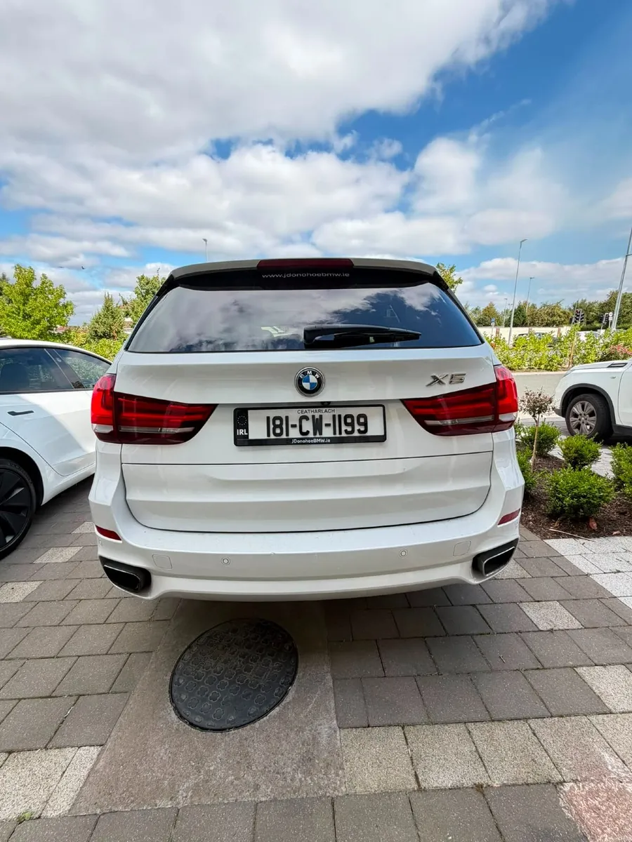 BMW X5 xDrive40e M Sport – Premium Condition - Image 2