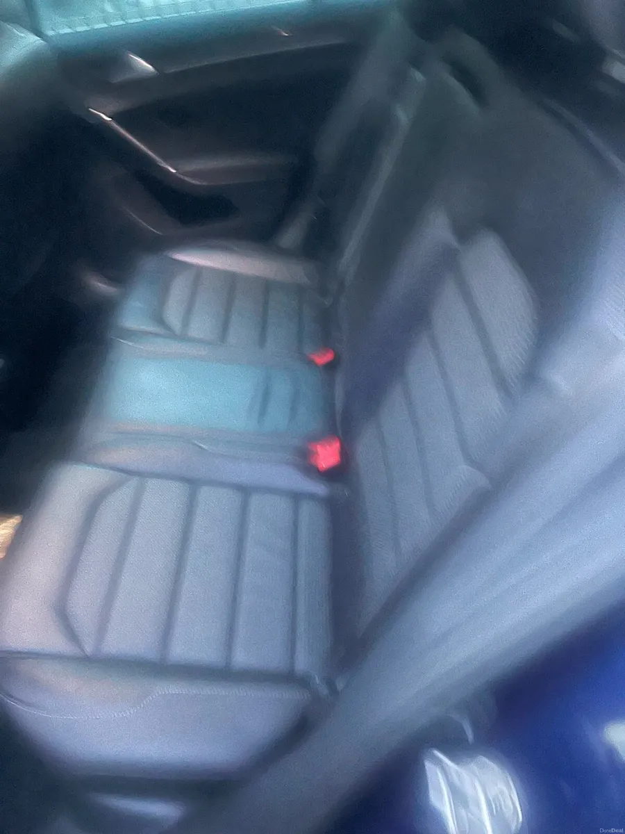 Volkswagen Golf - Image 6
