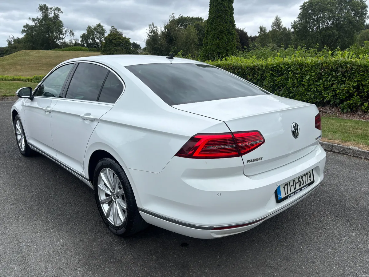 VOLKSWAGEN PASSAT 1.4 TSI HIGHLINE DSG 2017 - Image 5