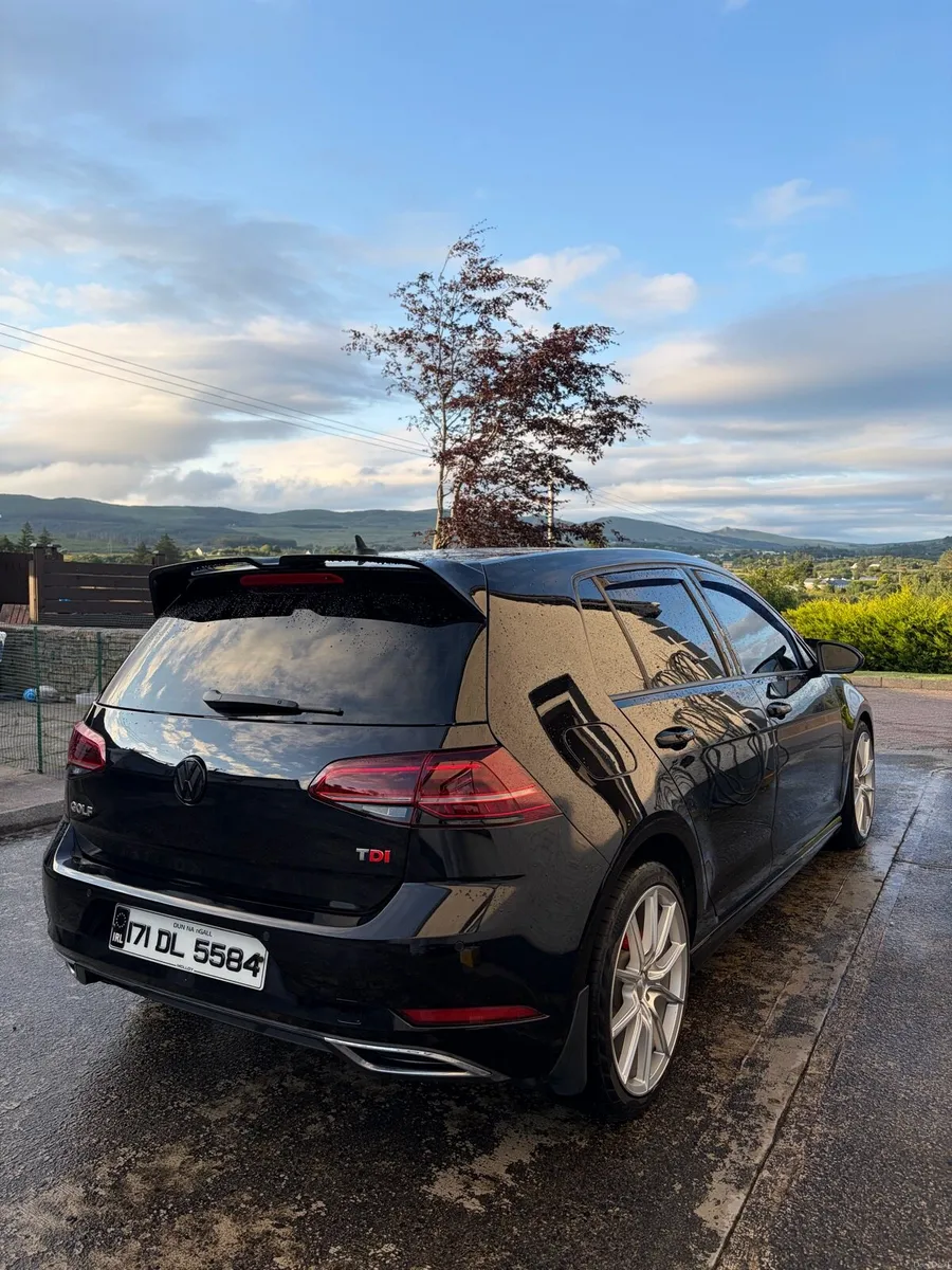 2017 Volkswagen Golf GT 1.6TDI Manual - Image 3