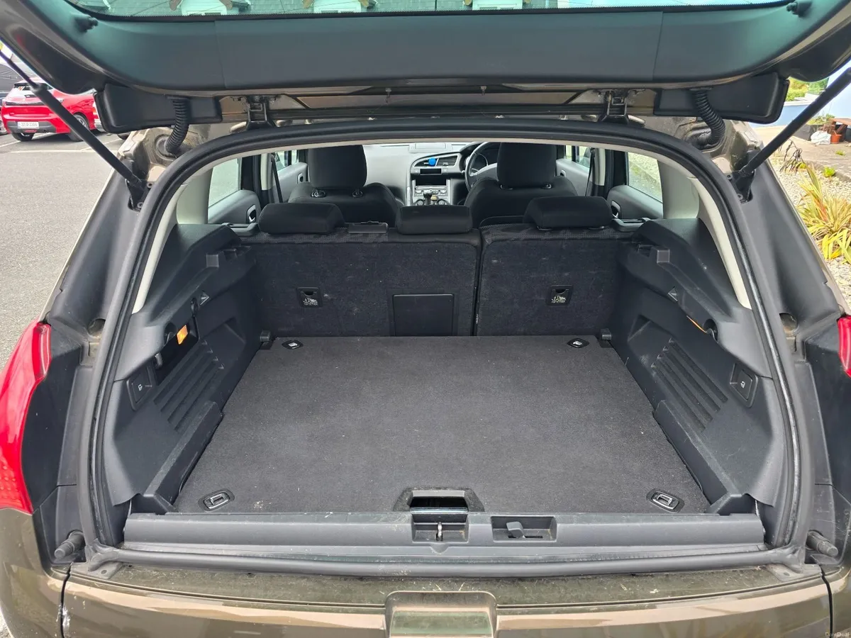 Peugeot 3008 2010 - Image 4