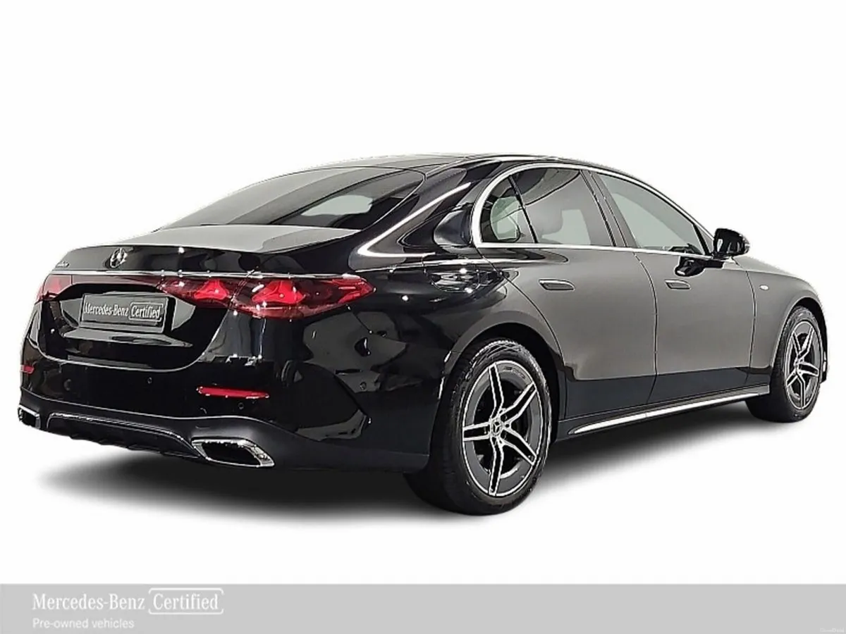 Mercedes-Benz E-Class E300de AMG Line Plus - Image 4