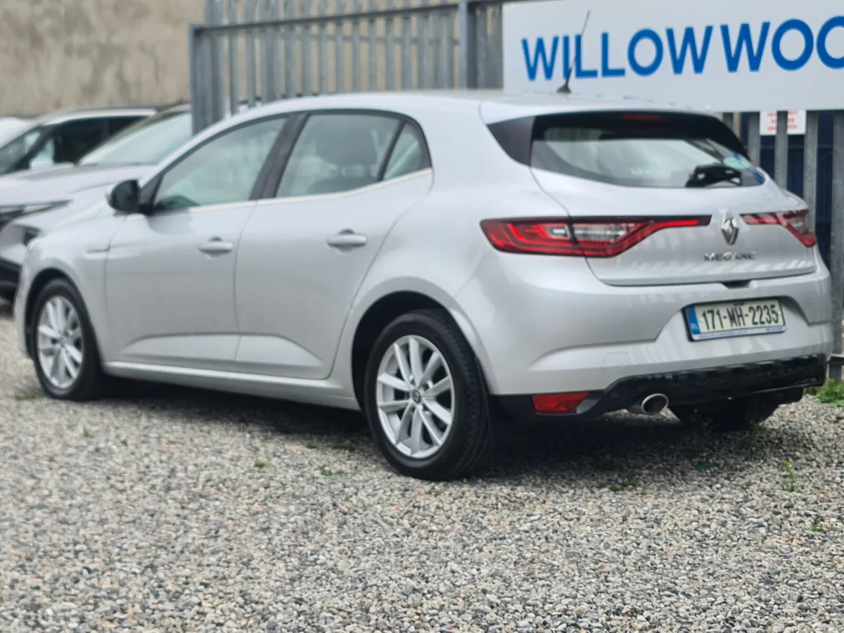 Renault Megane 1.5dci Dynamique NAV 2017 - Image 4