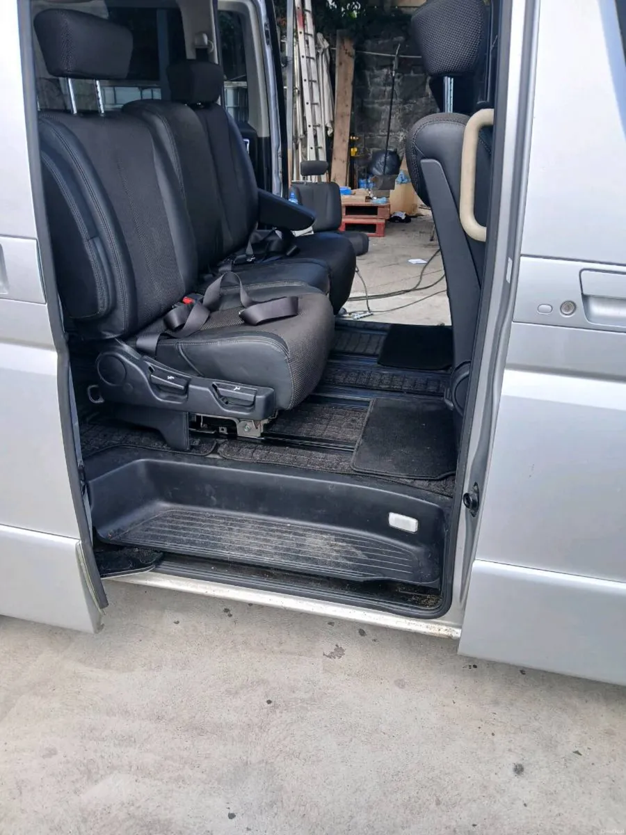 Nissan elgrand 2.5 Auto.    Read ad - Image 5