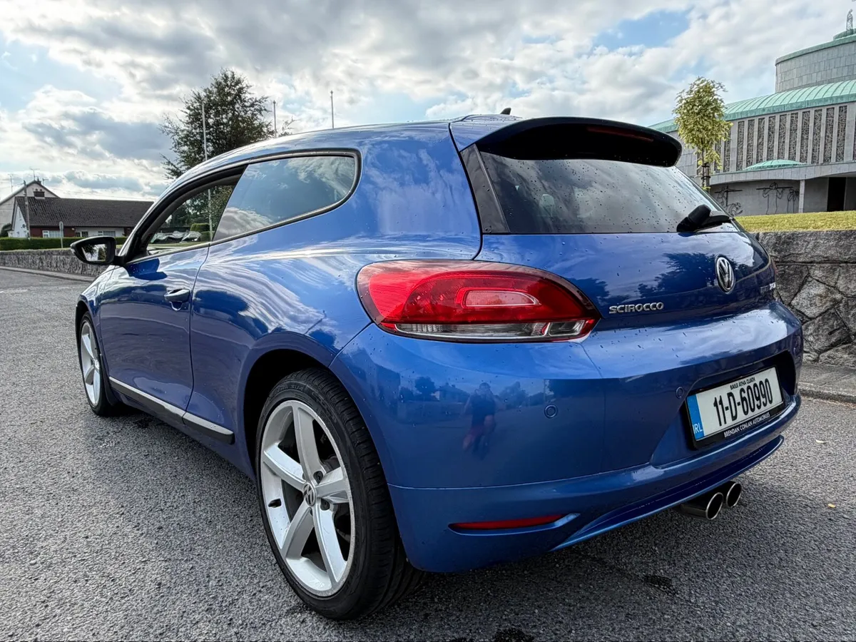 Volkswagen Scirocco 2011 - Image 5