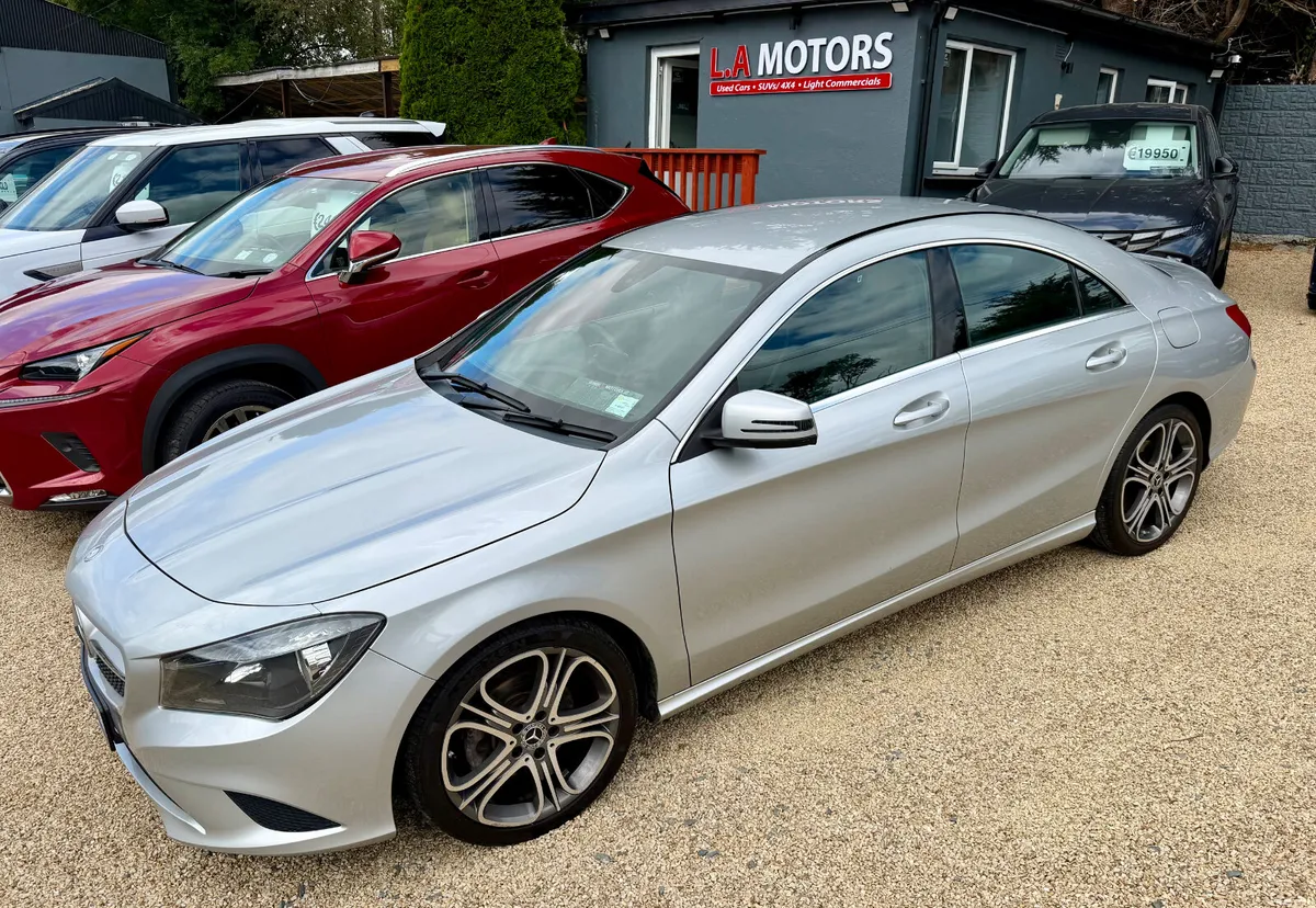 2016 Mercedes-Benz CLA Urban 1.6 Petrol Manual - Image 4