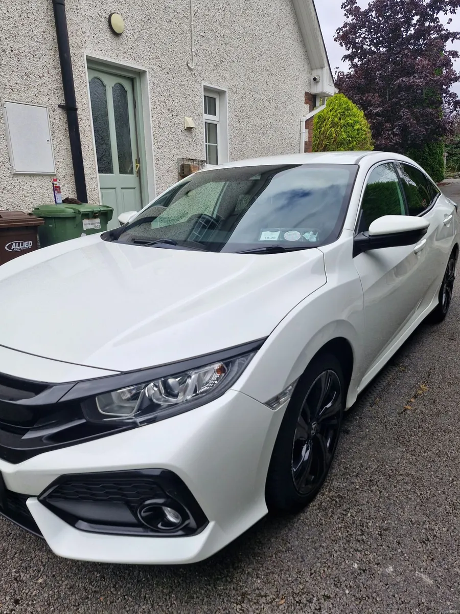 Honda Civic 2018 - Image 4
