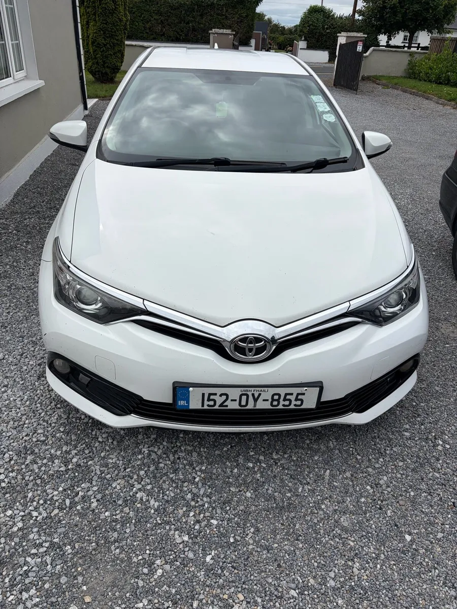 Toyota Auris - Image 2