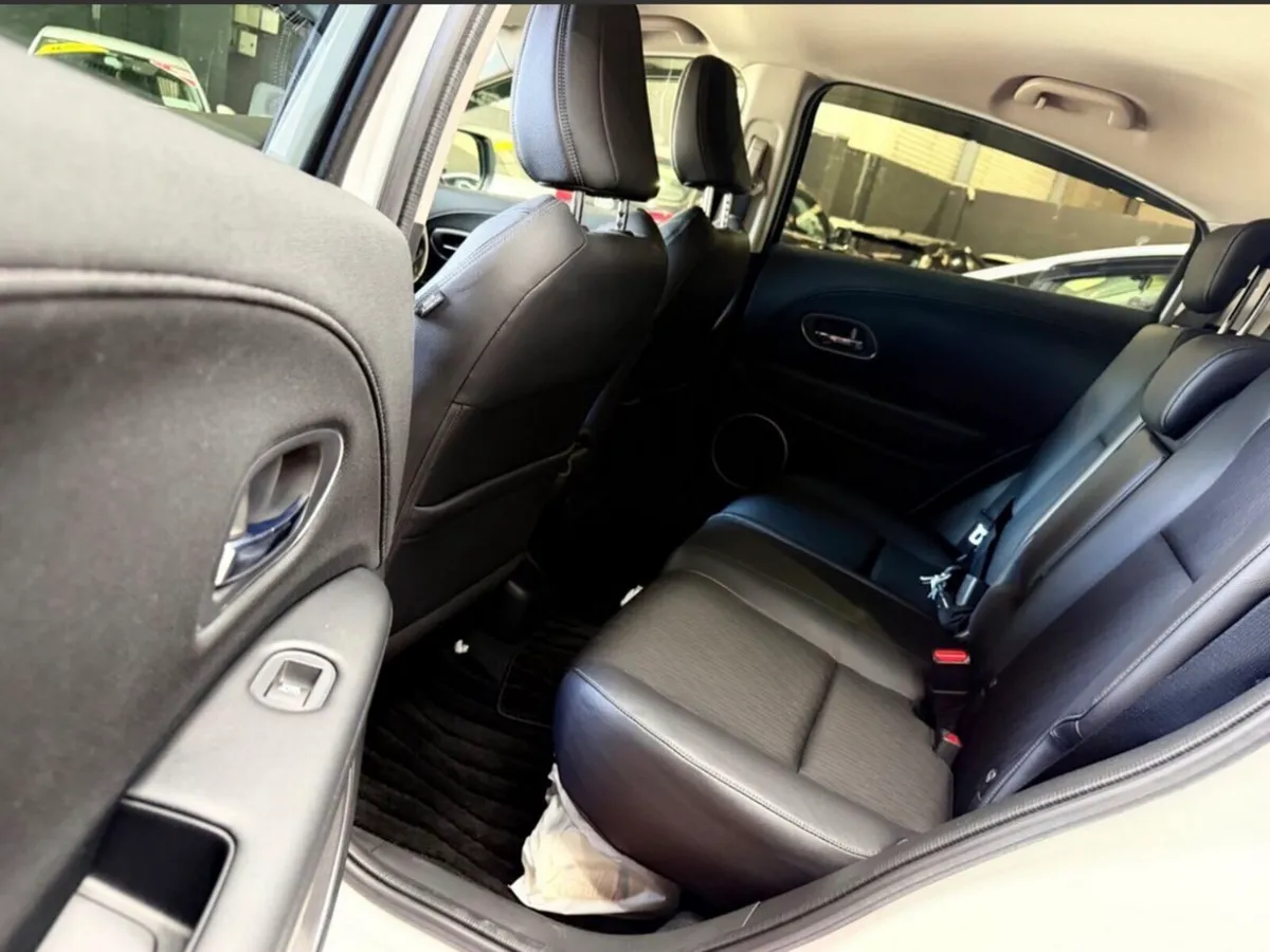 Honda Vezel Z 1.5 Hybrid 2019 - Image 3