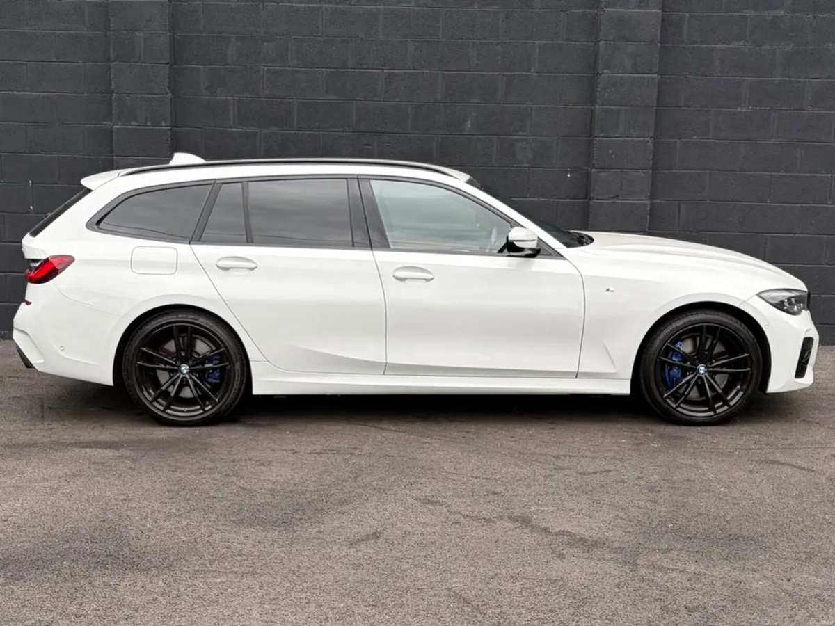 BMW 3-Series G21 330E MSport 5DR Auto - Image 2
