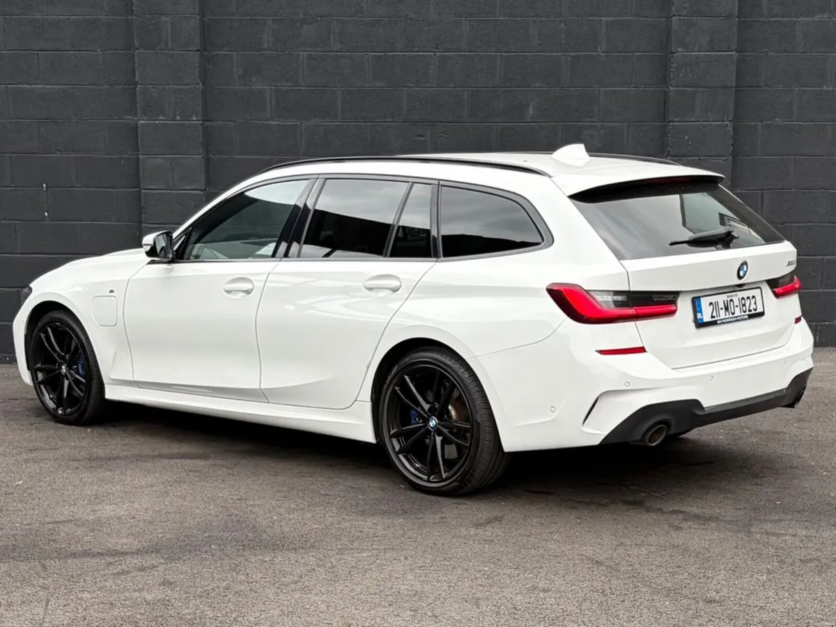 BMW 3-Series G21 330E MSport 5DR Auto - Image 4