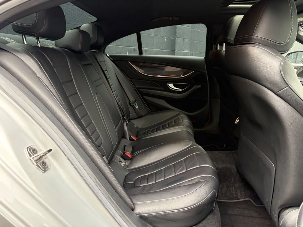 Mercedes-Benz CLS CLS300D AMG PREMIUM 4DR Auto - Image 6
