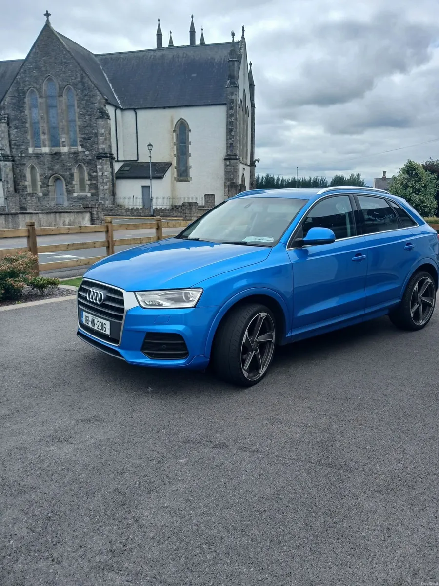 Audi Q3 2016 - Image 2