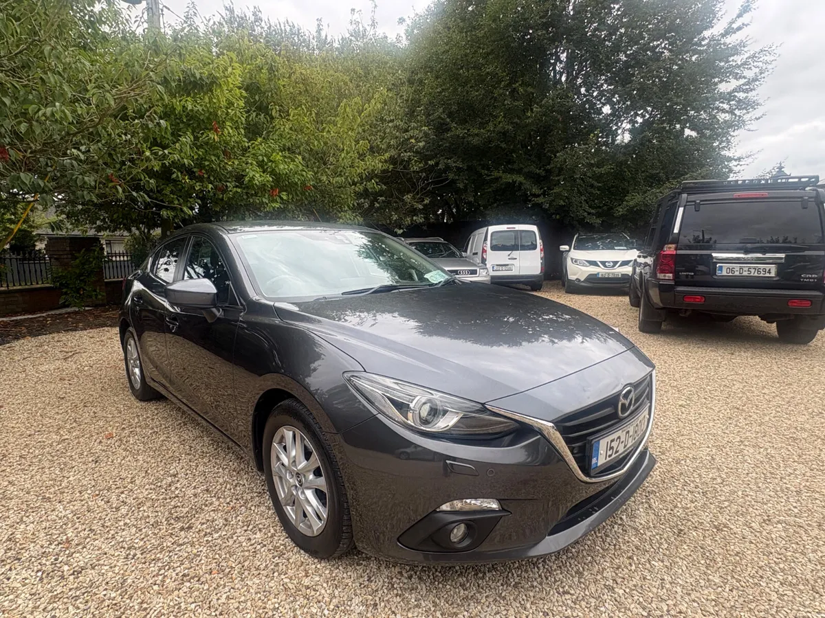 Mazda Mazda3 2015 , diesel , manual - Image 2