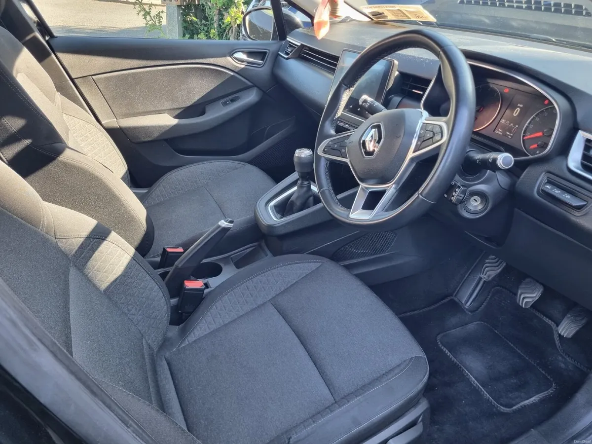 Renault Clio 2021 - Image 3