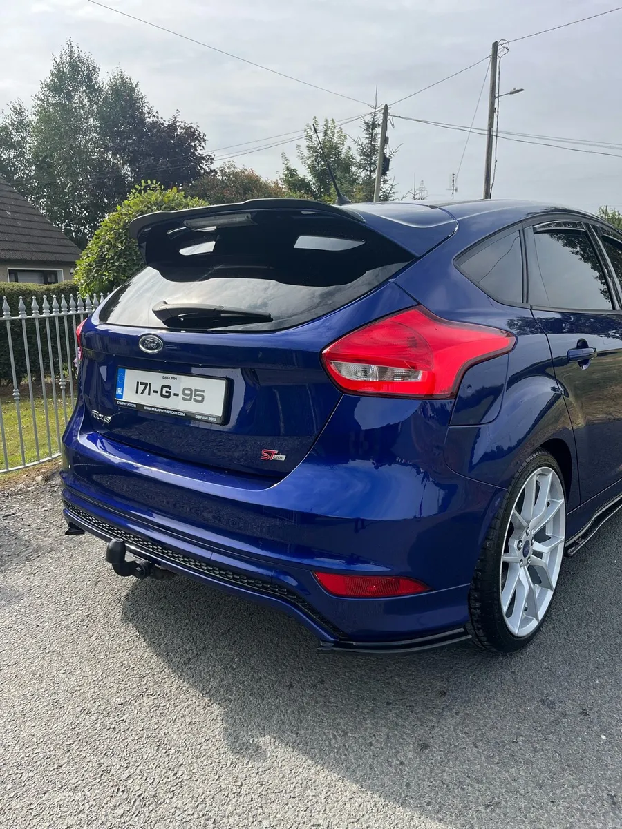 2017 Ford Focus St Line 1.5 Diesel - Image 5