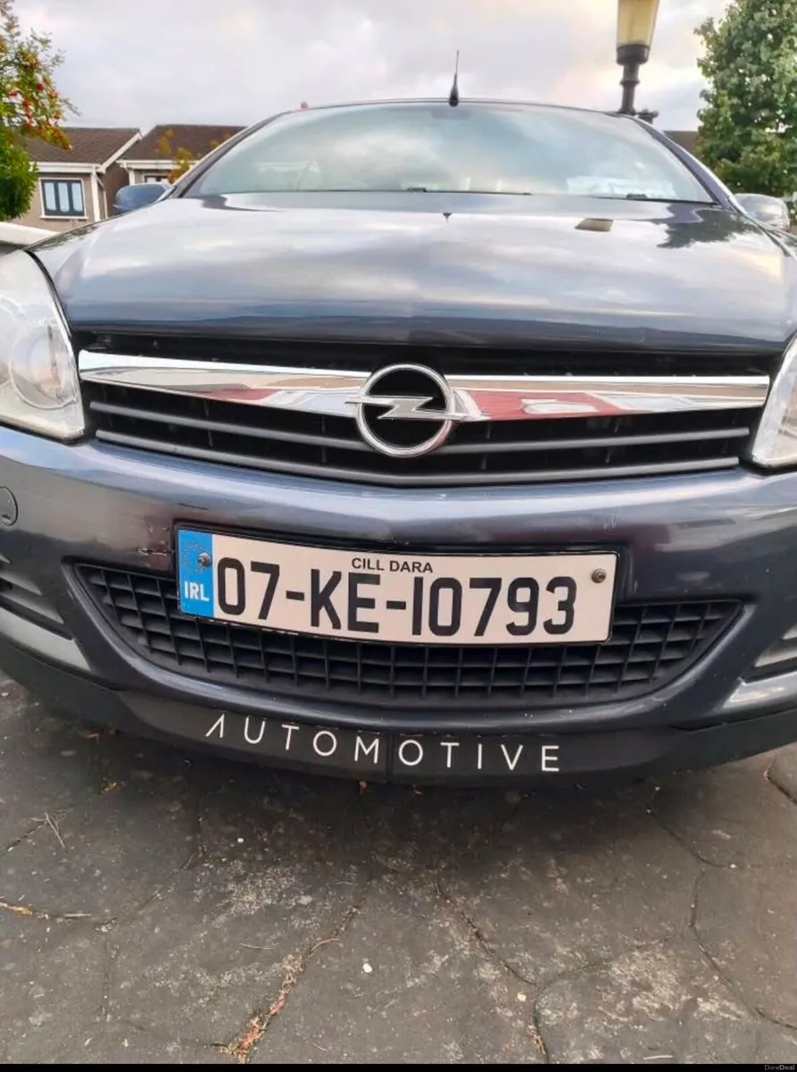 Car - Image 2