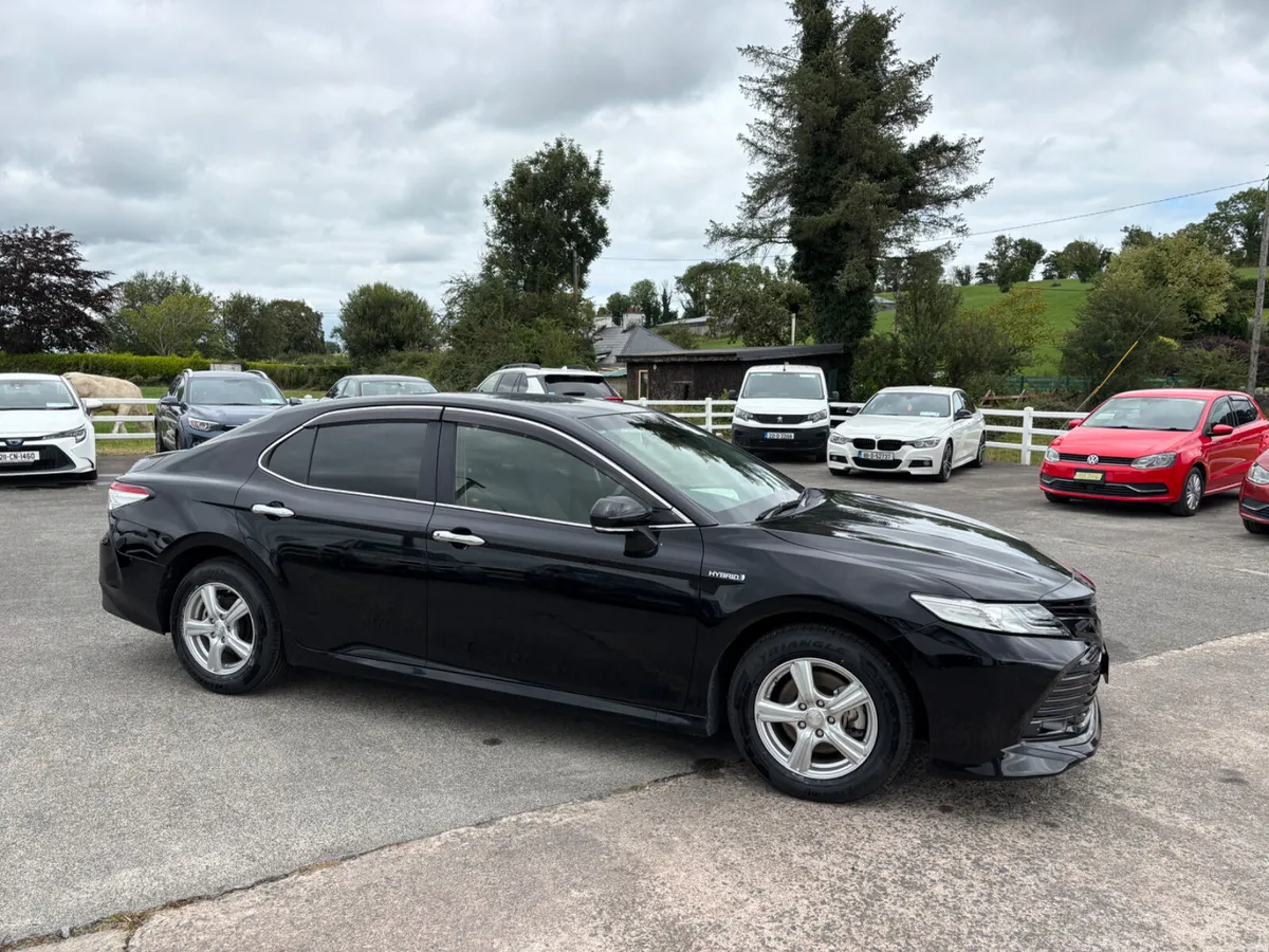 Toyota Camry 2019 - Image 3
