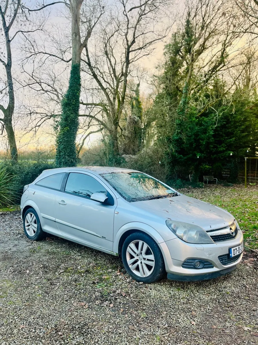 Opel Astra 2007 - Image 1