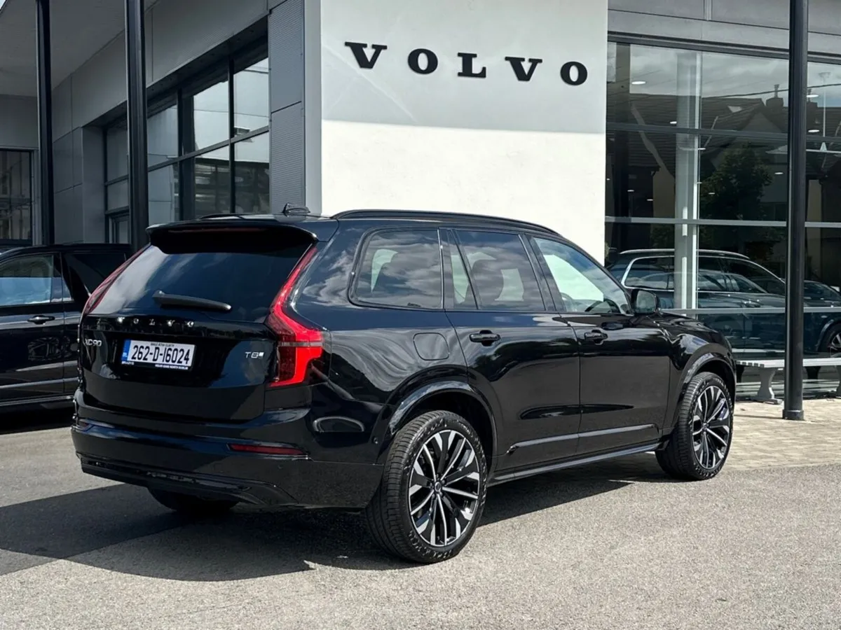 Volvo XC90 XC90 T8 ULTRA Dark AWD PHEV--Front Seat - Image 6