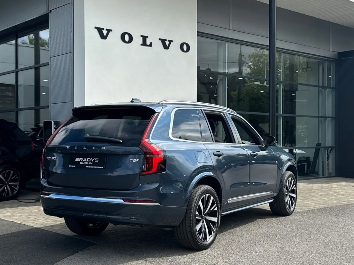 Volvo XC90 0.95% PCP on this car T8 Plus Bright AW - Image 6
