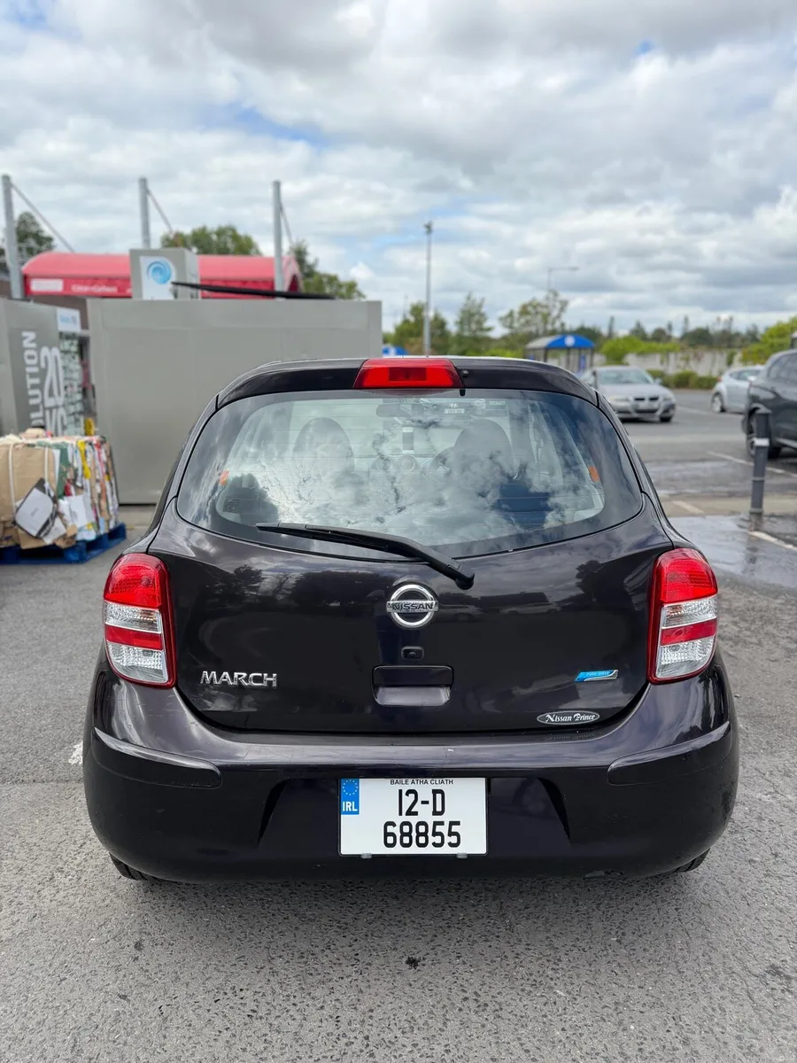 Nissan March ( Micra ) / Only 73,000 km / Automati - Image 2