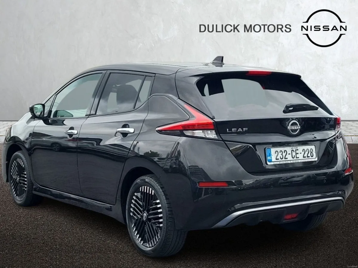 Nissan Leaf Leaf SV Premium 62 kWh - Image 2