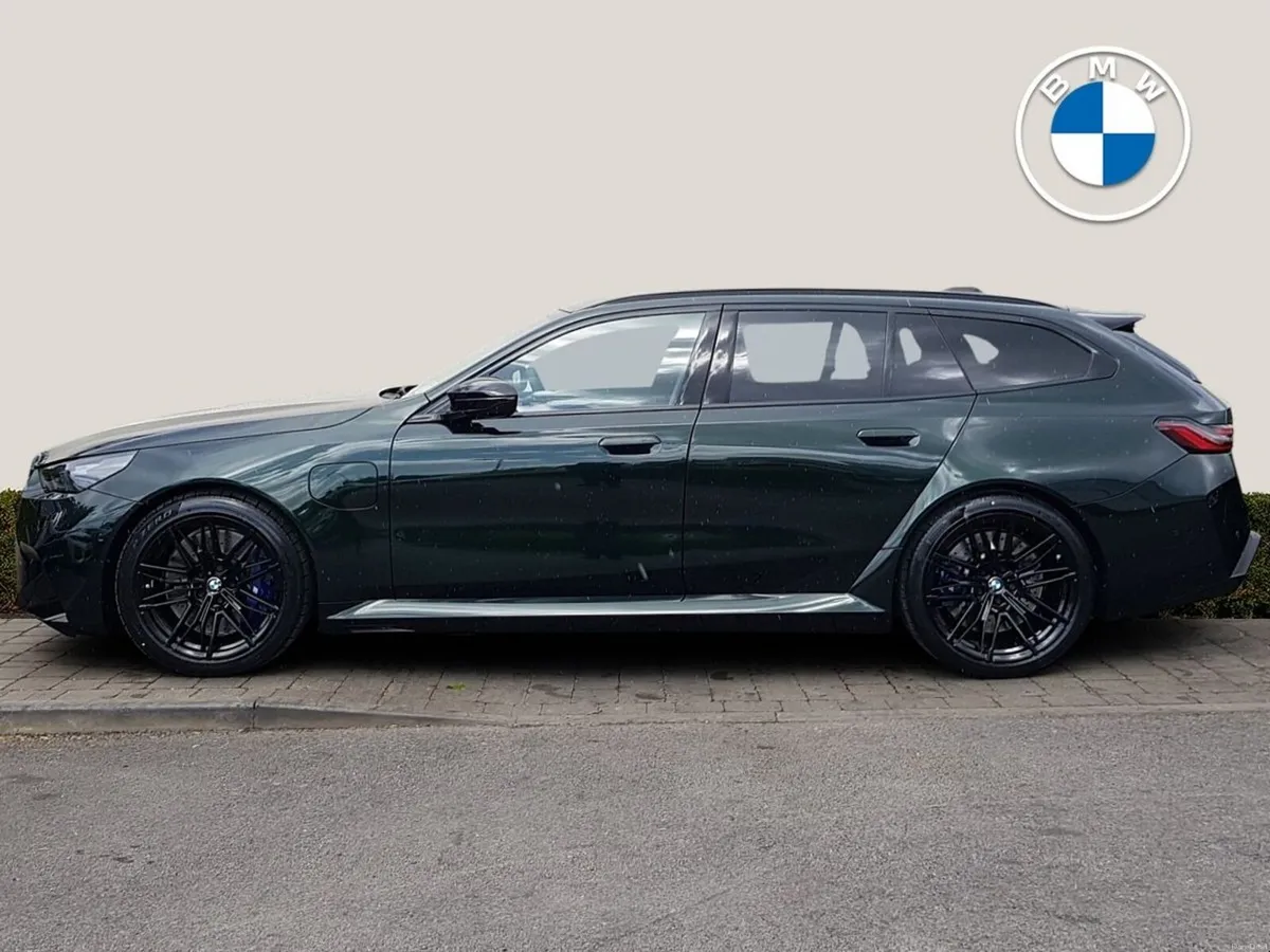BMW M5 Touring - Image 3