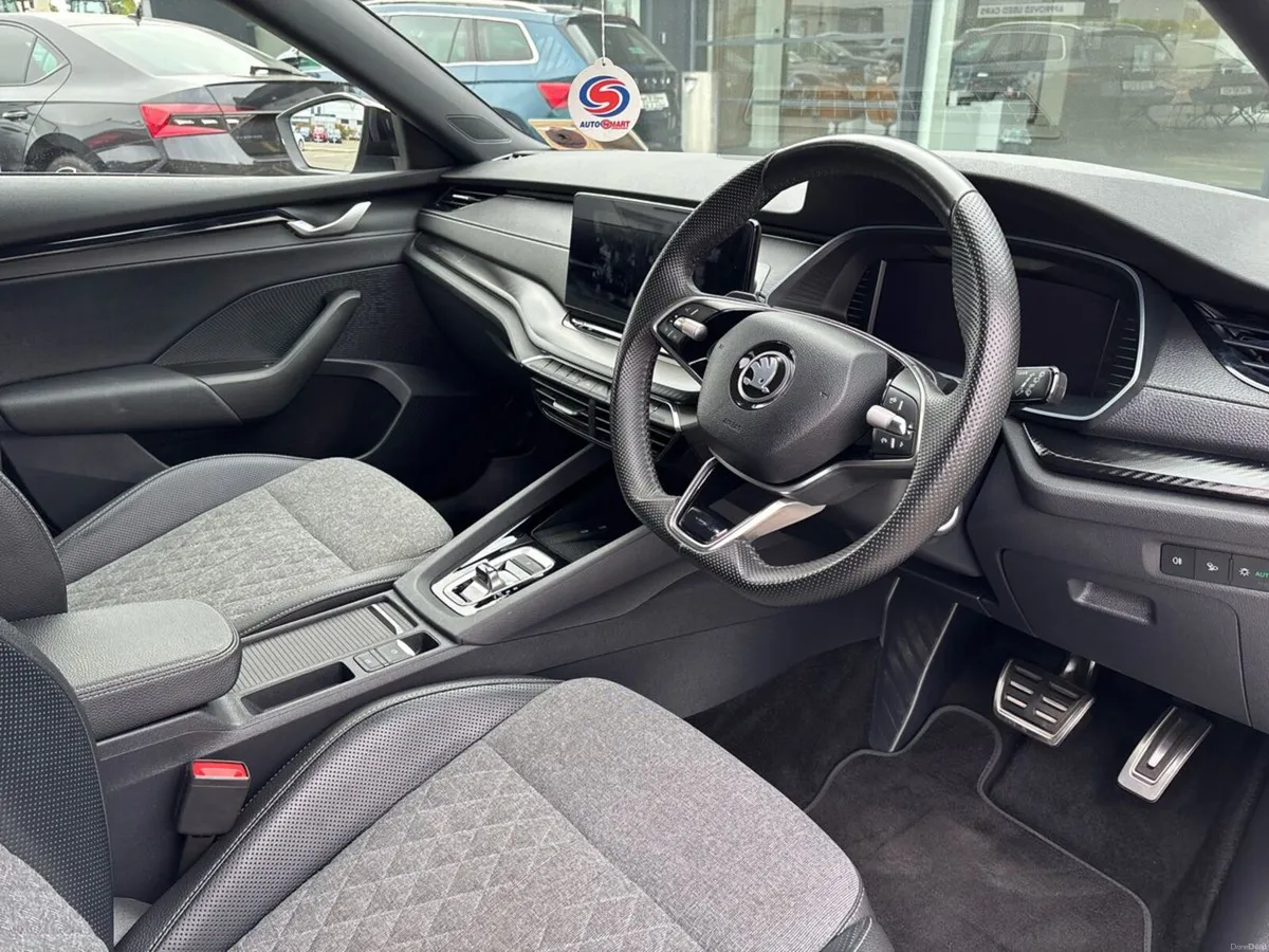 Skoda Octavia Sportline 2.0TDI 150HP DSG - Image 6