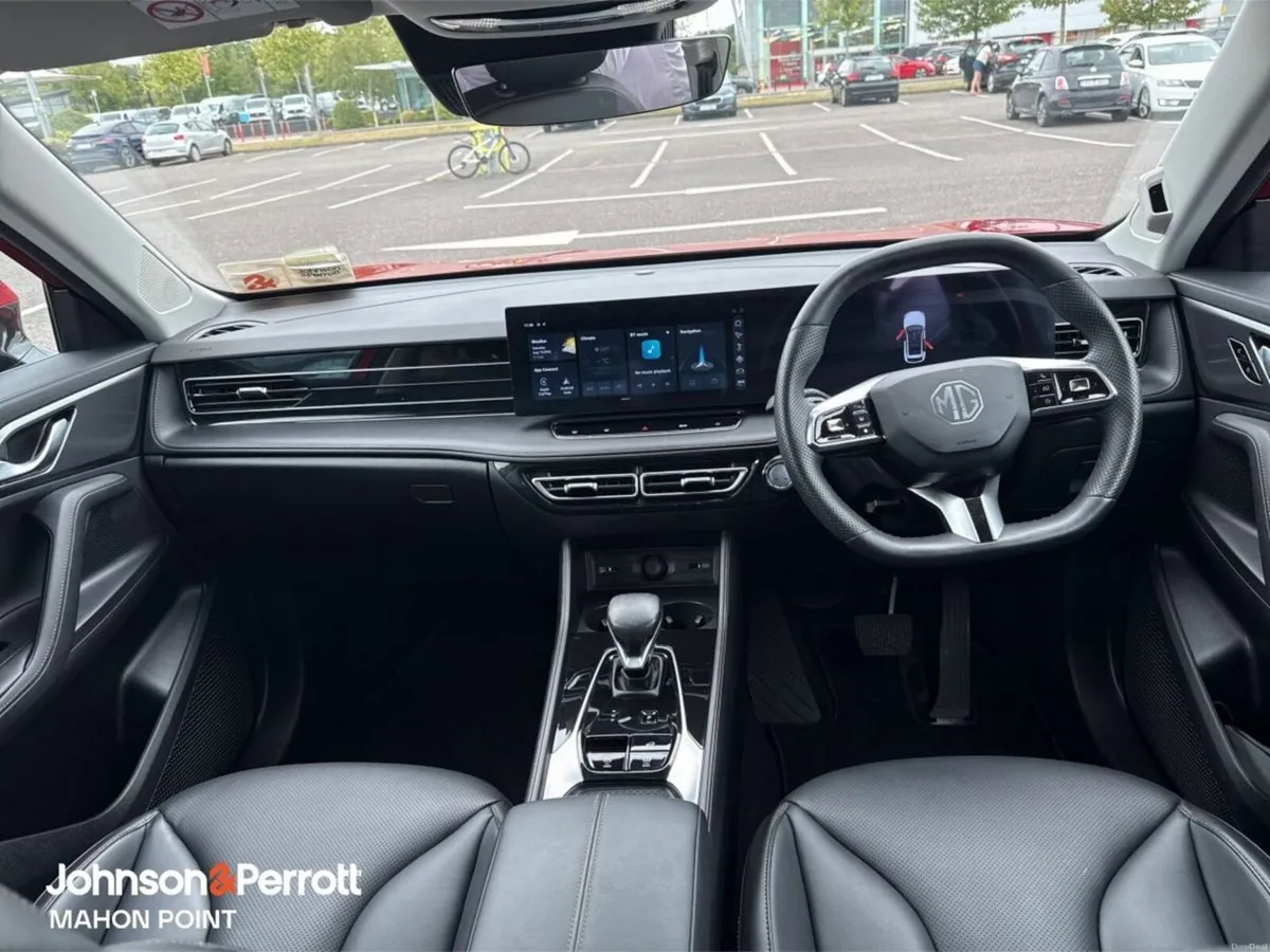 MG HS EXCLUSIVE TOP SPEC PLUG IN HYBRID - Image 4