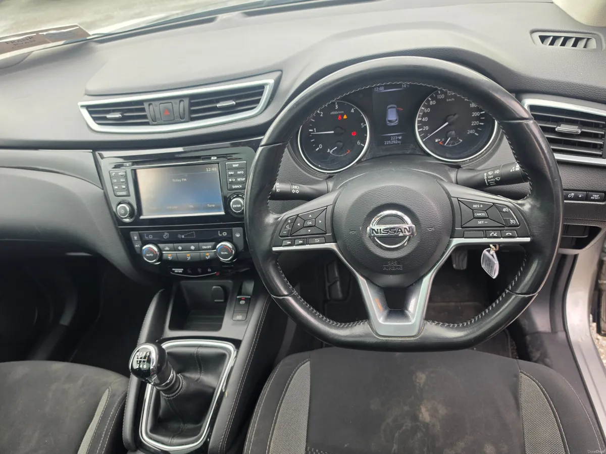 Nissan Qashqai 2018 - Image 3