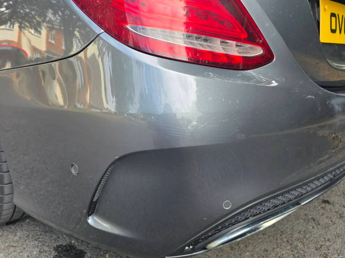 Car - Image 3