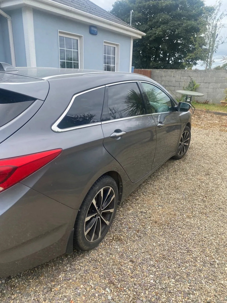 Hyundai i40 Tourer Comforter Plus 2016 1.7D - Image 6
