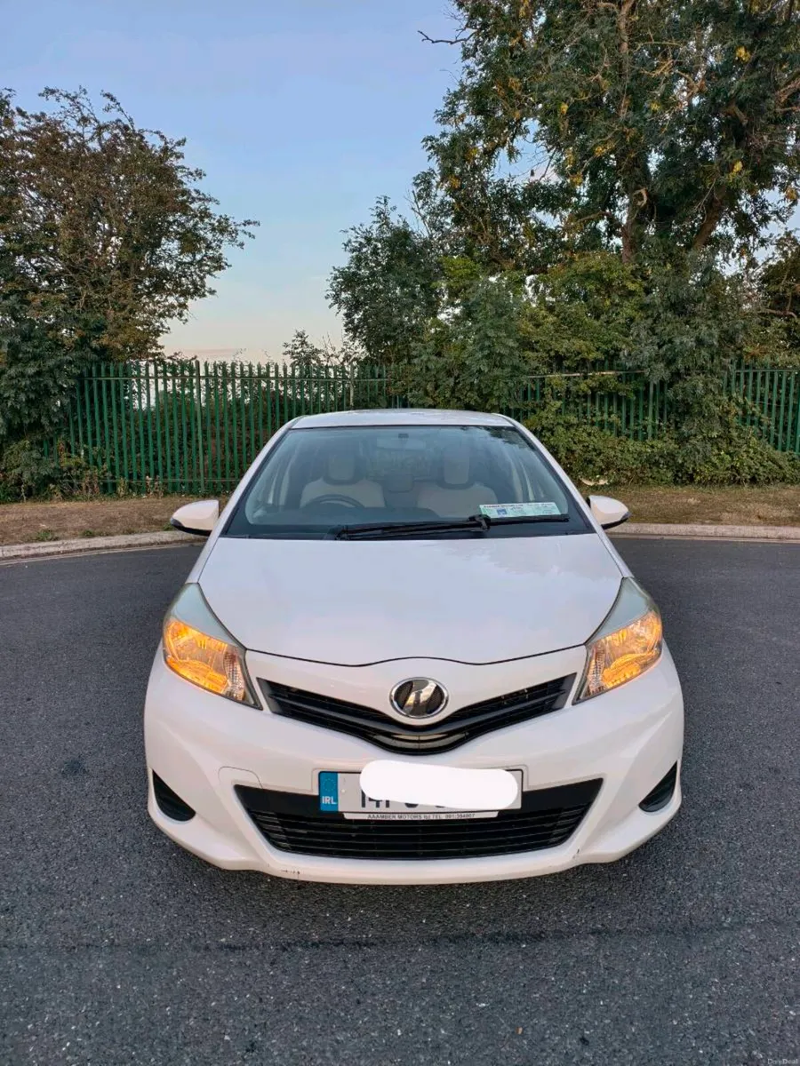 Automatic Toyota Vitz 2014 NCT/TAX - Image 2
