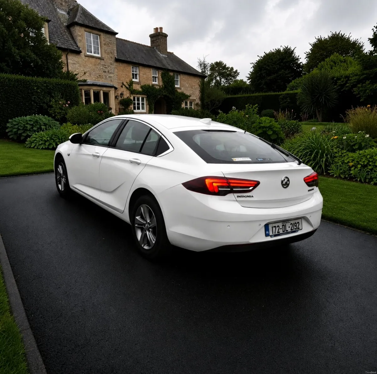 Vauxhall Insignia 1.6D  New NCT - Image 3