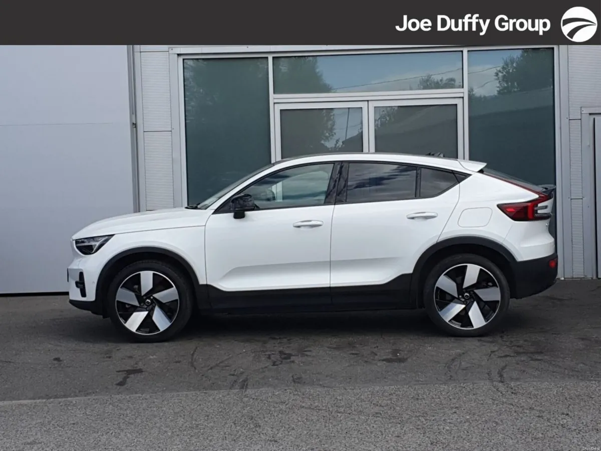 Volvo C40 Recharge BEV 231hp Ultimate - Image 3