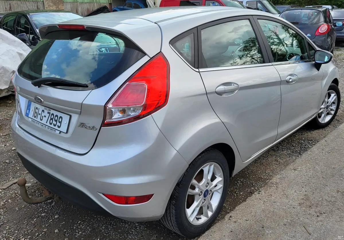 2016 Ford Fiesta Zetec - Image 2